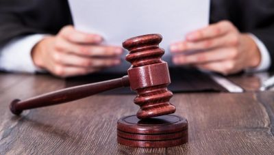 Λασίθι-αποφυλάκιση εκπαιδευτικού: «Η φωνή των θυμάτων να ακουστεί ξανά» λέει η μητέρα της μιας μαθήτριας