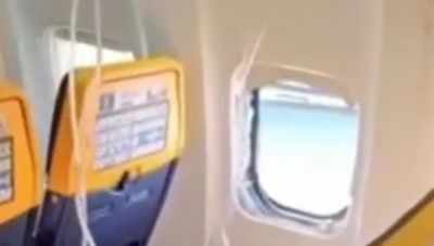 Πώς έσπασε το παράθυρο στην πτήση της Ryanair από Θεσσαλονίκη: «Το κεφάλι μέχρι τους ώμους βγήκε έξω», λένε για τον Σέρβο επιβάτη