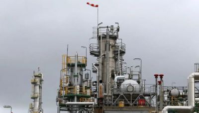 Στα 85 δολάρια σκαρφάλωσε το Brent στον απόηχο της κλιμάκωσης του πολέμου στο Ιράν