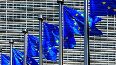 Κομισιόν για Κυπριακό: Παραμένουμε προσηλωμένοι στην επανένωση της Κύπρου
