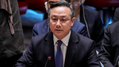 Το Πεκίνο κατηγορεί την Ουάσιγκτον πως οδήγησε τη Μέση Ανατολή «σε έναν επικίνδυνο γκρεμό»