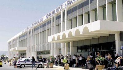 ΥΠΑ: Άνοδος 5% στην επιβατική κίνηση στα ελληνικά αεροδρόμια το α’ εξάμηνο - Ρεκόρ για το «Νίκος Καζαντζάκης» τον Ιούνιο