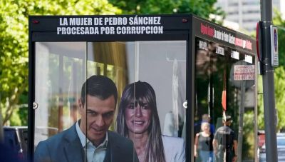 Ισπανία: Σε δίκη για διαφθορά παραπέμπεται η σύζυγος του Πέδρο Σάντσεθ