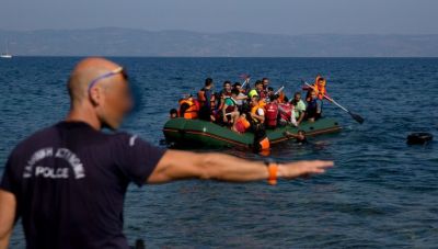 Στρασβούργο: «Κόκκινες γραμμές» για τα κέντρα επιστροφής ζητά ο Επίτροπος Ανθρωπίνων Δικαιωμάτων – Η απάντηση Πλεύρη