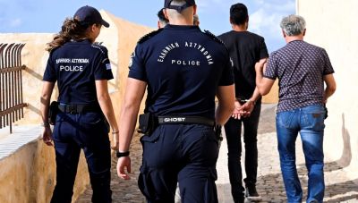 Δολοφονία στη Σύρο: Δίωξη στο ζευγάρι για τον θάνατο της 42χρονης – Απολογούνται την Τρίτη