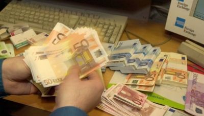Καταθέσεις και δάνεια πάτησαν γκάζι τον Ιούνιο