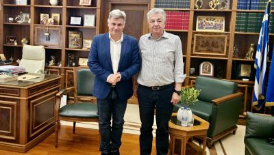 Συνάντηση Στ. Αρναουτάκη με τον Ευρωβουλευτή Ν. Φαραντούρη-Τι συζήτησαν