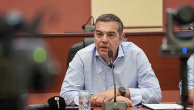 ΕΛΑΣ: «Μετωπική» για τα χρέη ΝΔ και ΠΑΣΟΚ-Επίθεση και για ακρίβεια