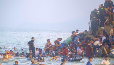 Η ΕΕ πρέπει να εξετάσει την αναστολή της Ισπανίας από τη ζώνη Σένγκεν, εκτιμά η πρωθυπουργός της Δανίας