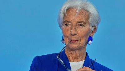 Έτοιμη να θέσει υποψηφιότητα στις γαλλικές προεδρικές εκλογές η Λαγκάρντ -«Σφήνα» σε Λεπέν ή Μπαρντελά