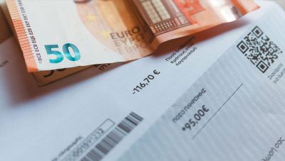 Δημοτικά τέλη: Τι αλλάζει στην πληρωμή τους και γιατί οι λογαριασμοί ρεύματος θα εμφανίζουν μικρότερα ποσά