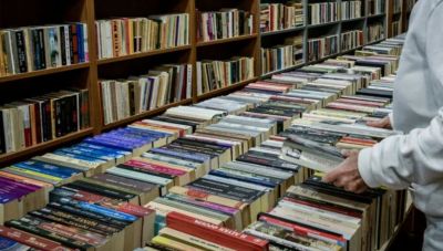 Ξεκινούν οι αιτήσεις για τις 150.000 επιταγές αγοράς βιβλίων της ΔΥΠΑ