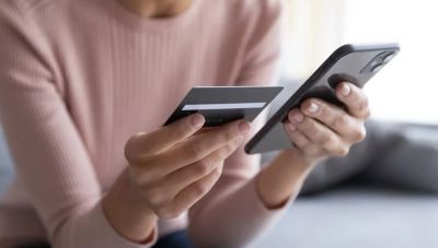 Πιο ώριμοι και πιο απαιτητικοί οι Έλληνες καταναλωτές