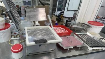 Κύκλωμα στο Χαλάνδρι παρασκεύαζε παράνομα φαρμακευτικά σκευάσματα και ουσίες ντόπινγκ -Εξαγωγές σε 90 χώρες, έσοδα 1 εκατ. Ευρώ