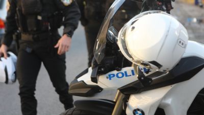 Πρώην ποδοσφαιριστής σε κύκλωμα διακίνησης κοκαΐνης στην Αθήνα, συνελήφθη αστυνομικός, κατηγορείται και ειδικός φρουρός