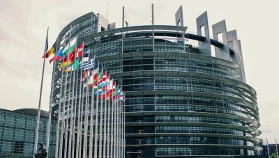 Έκθεση κόλαφος για την ένταξη της Τουρκίας στην ΕΕ: «Τι δουλειά μπορεί να έχει στην Ένωση μια αυταρχική χώρα;»