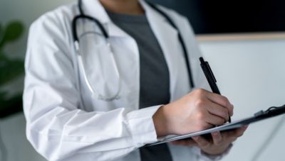 ΕΣΥ: Πόσες αιτήσεις έχουν γίνει για προσλήψεις μόνιμων γιατρών στα νοσοκομεία