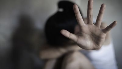 Γαλλία: Άνδρας δικάζεται για εγκλήματα κατά κοριτσιών -Το πρώτο το διέπραξε σε ηλικία έξι ετών