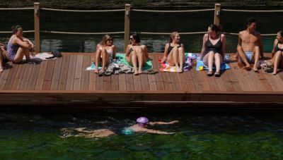 Η Ευρώπη «φλέγεται» από κύμα καύσωνα: Η Γαλλία κλείνει σχολεία, ζητά τον περιορισμό του αλκοόλ -Συναγερμός σε Βρετανία και Ιταλία