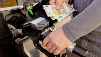 Τι αλλάζει με τις αποδείξεις στα βενζινάδικα: Ποιες δεν θα γίνονται δεκτές ως έξοδα -Τέλος στο «εμπόριο» παραστατικών
