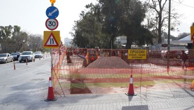 Ηράκλειο: Οι έμποροι διαμαρτύρονται για τις εργασίες ασφαλτόστρωσης λόγω έλλειψης... ενημέρωσης