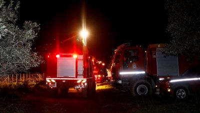 Πυρκαγιά τα ξημερώματα σε αποθήκη βιοτεχνίας στις Μαλάδες