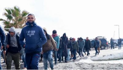 Nέο δόγμα για το μεταναστευτικό δρομολογεί η κυβέρνηση: Σκανάρισμα, κράτηση και επιστροφές