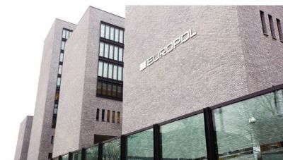 Europol: Εξαρθρώθηκε διεθνής σπείρα που πουλούσε πλαστά φάρμακα ως γνήσια για σοβαρές ασθένειες