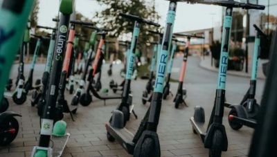 Καλαμάτα: Ηλεκτρικό πατίνι με ανήλικους παρέσυρε και τραυμάτισε πεζή γυναίκα