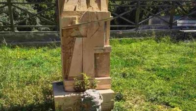 Καταδίκη και στο Δημοτικό Συμβούλιο Ηρακλείου του βανδαλισμού της προτομής του Νίκου Ξυλούρη