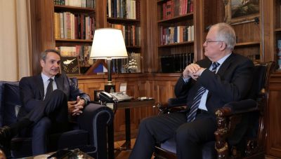 Μητσοτάκης σε Τασούλα: Έχουμε ισχυρές αποτρεπτικές δυνατότητες – Η αναδιάταξη του πολιτικού σκηνικού δεν μας αφορά