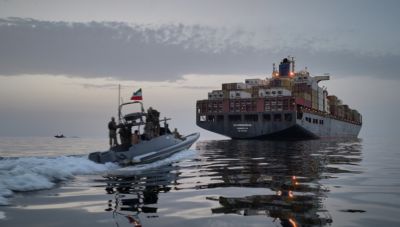 New York Times: Το Ιράν μίλησε με το Ομάν για τα Στενά του Ορμούζ-Ψάχνει τρόπο να νομιμοποιήσει τα «διόδια»
