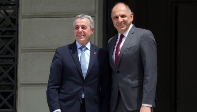 Συνάντηση Γεραπετρίτη με Ελβετό ΥΠΕΞ: Εμβάθυνση σχέσεων Ελλάδας-Ελβετίας σε άμυνα, επενδύσεις και μεταναστευτικό