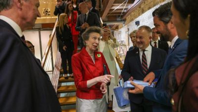 85η επέτειο της Μάχης της Κρήτης: Δεξίωση για την Πριγκίπισσα Άννα στο Μεγάλο Αρσενάλι