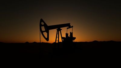 Τι θα συμβεί στην τιμή του πετρελαίου αν τα Στενά του Ορμούζ δεν ξανανοίξουν