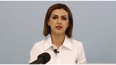 Αγαπηδάκη για το φονικό στην Αμμουδάρα: «Να απαιτήσει η Κρητικιά να μη μπει όπλο σπίτι της»