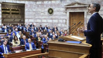 ΝΔ: Προσκλητήριο εφόδου ως τις εκλογές με αστερίσκους και γκρίνια