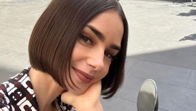 Σε ρυθμούς “Emily in Paris” η Μύκονος – Πότε ξεκινούν τα γυρίσματα με τη Lily Collins