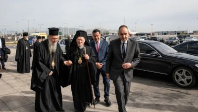 Αναχώρησε ο Οικουμενικός Πατριάρχης Βαρθολομαίος -Τον προέπεμψαν ο Ι. Πλακιωτάκης και ο Άδ. Γεωργιάδης
