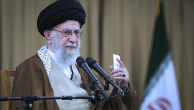Ιράν: Ξεκινά η διαδικασία μετάβασης μετά τον θάνατο Χαμενεΐ – Η επόμενη μέρα και οι διάδοχοι