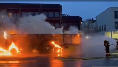 Ελβετία: Νεκροί και τραυματίες από φωτιά σε λεωφορείο