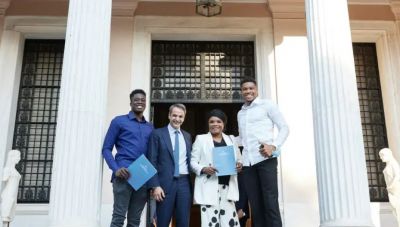 Ο Γιάννης Αντετοκούνμπο επελέγη ομόφωνα στο Ευρωπαϊκό Τάγμα της Αξίας