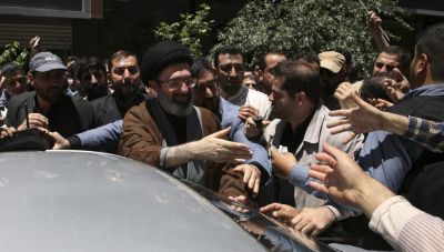 Μοτζτάμπα Χαμενεΐ: Θα εκδικηθούμε για το αίμα των μαρτύρων μας - Κλειστά τα στενά του Ορμούζ