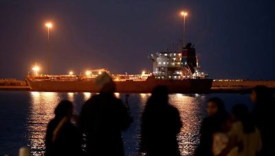 Bloomberg: Τα Στενά του Ορμούζ είναι απίθανο να ανοίξουν χωρίς κατάπαυση του πυρός στο Ιράν