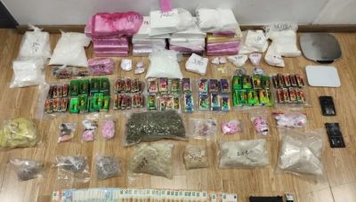 Συνελήφθησαν 3 άτομα που κατείχαν και διακινούσαν κοκαΐνη, κάνναβη και MDMA σε περιοχές της Αττικής