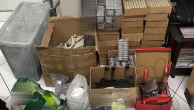 16χρονος κατασκεύαζε κροτίδες και φωτοβολίδες στο υπνοδωμάτιό του