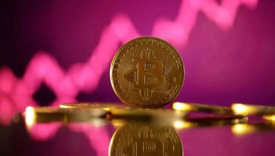 Ράλι στα κρυπτονομίσματα με οδηγό το Bitcoin που οδεύει στα 70.000 δολάρια