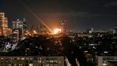 Καζάνι που βράζει η Μέση Ανατολή: Πόλεμο 40 ημερών βλέπει ο Τραμπ, η απειλή του Ιράν στην Κύπρο