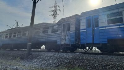 Ουκρανία: Ρωσικό drone έπληξε επιβατικό τρένο στο Ντνιπροπετρόφσκ - Ένας νεκρός και επτά τραυματίες