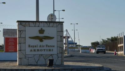 BBC: Η Βρετανία δεν έδωσε άδεια για χρήση της βάσης στο Ακρωτήρι στις ΗΠΑ